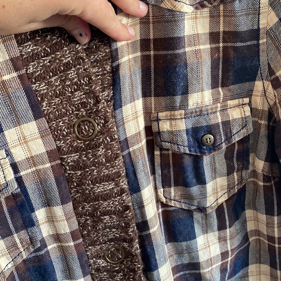 COPY - BKE plaid Button down shirt - Picture 2 of 4
